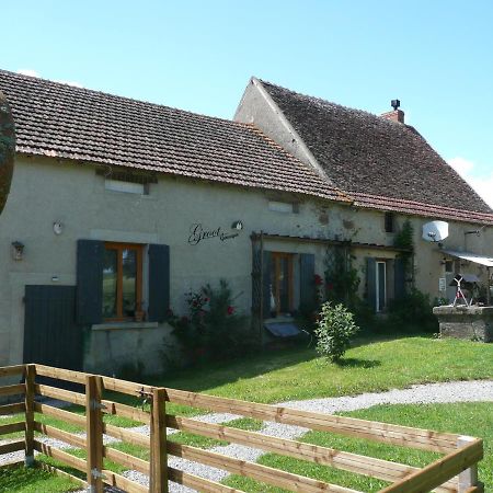 Grootgenoegen Bourbon-lʼArchambault Exterior foto